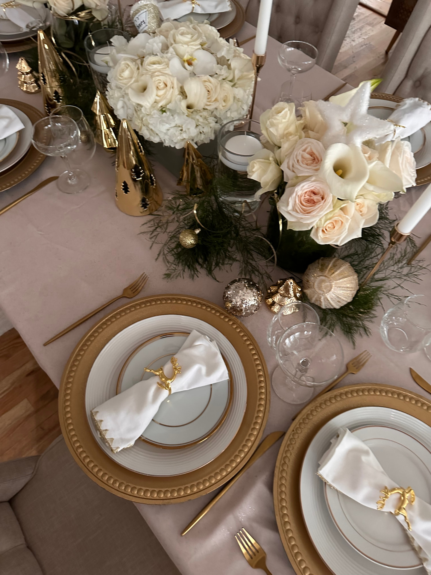 Custom-designed Italian tablescape with white roses and candlelight